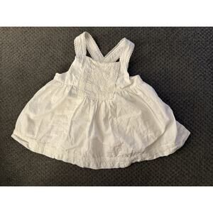 Haute Baby Girls 5T White Lace Eyelet Dress Square Neck Ruffle Hem Boutique